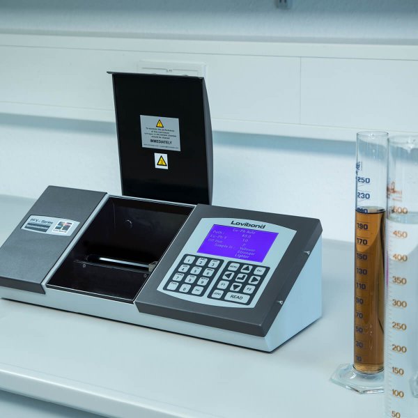 Lovibond PFXi-880 Serisi PFXi-880 AT heated Renk Ölçüm Cihazı